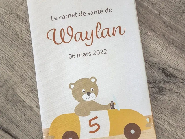 Atelier Baby’Sphère - Protège carnet de santé ourson – Bébé garçon personnalisé