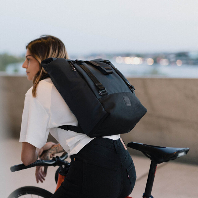 ratio-moon-rise_sac-a-dos-coursier-velo-messenger-commuting-fabr-6df2219e0580c2a20b85a4c00946ef96