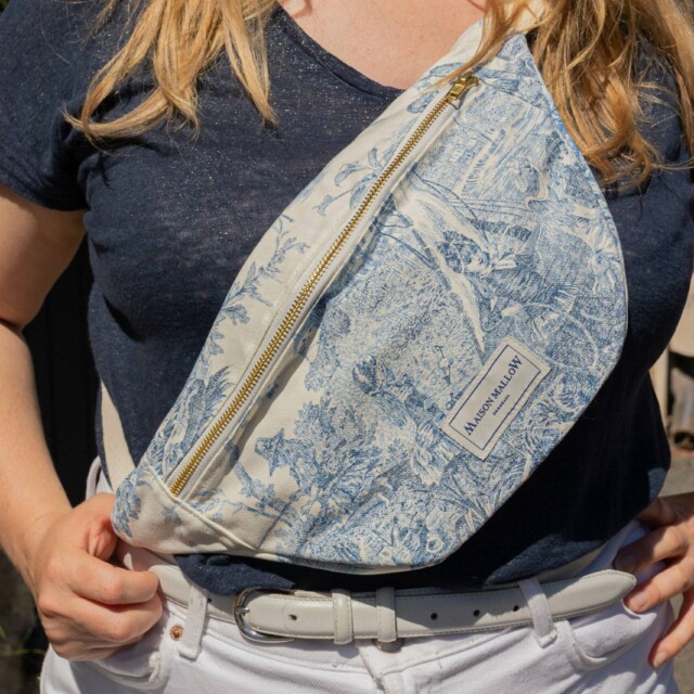 Maison Mallow - Sac Banane Toile de Jouy Bleue
