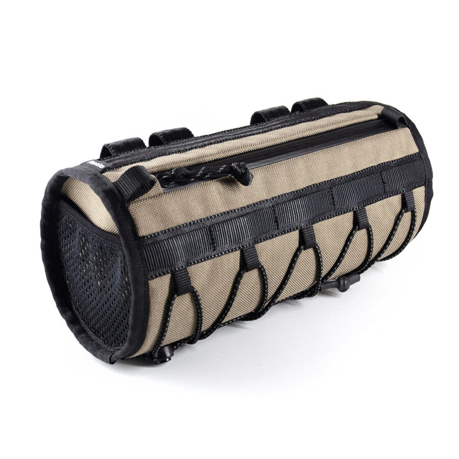 sacoche guidon velo route gravel bikepacking ratio rollmop face 900x900 1 Ratio - Sacoche de guidon Rollmop Coyote