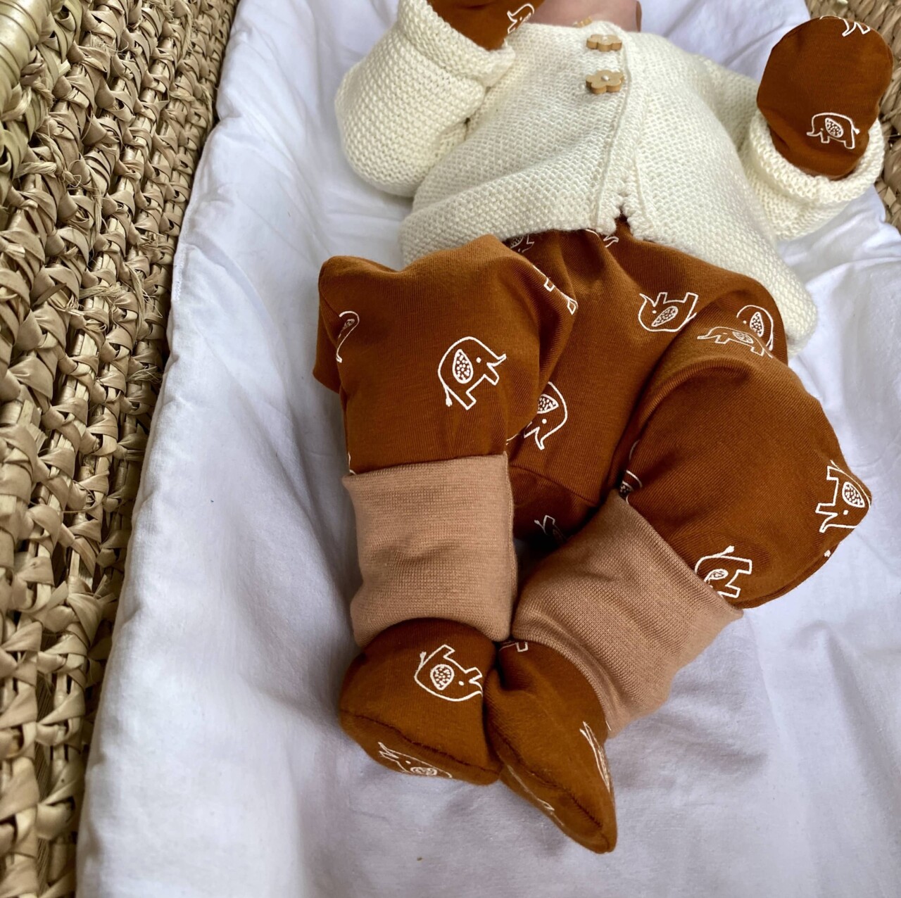 sarouel-evolutif-bebe-elephant