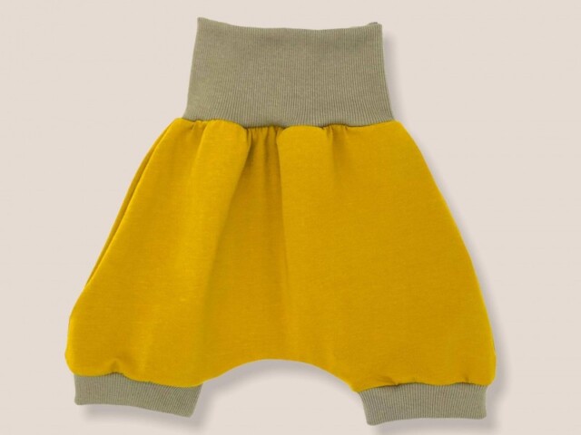 short evolutif moutarde Les Mômes des Dômes - Short évolutif Moutarde