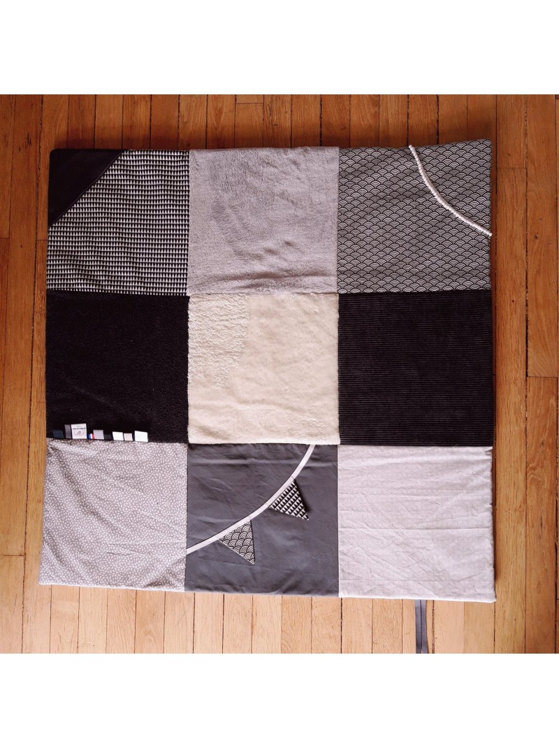 tapis d eveil inspiration montessori Les Mômes des Dômes - Tapis d'éveil inspiration Montessori