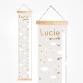 L’Atelier BABY’SPHERE - Toise bébé personnalisée nuages et étoiles