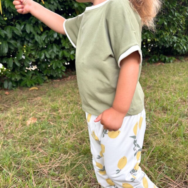 Petit Pote - T-shirt enfant Jersey Kaki – 4 ans / Vert kaki