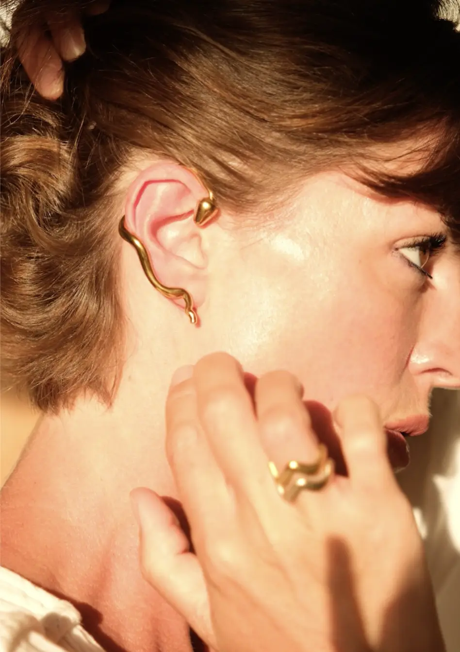 Violaine-Muras-earcuff-and-rings
