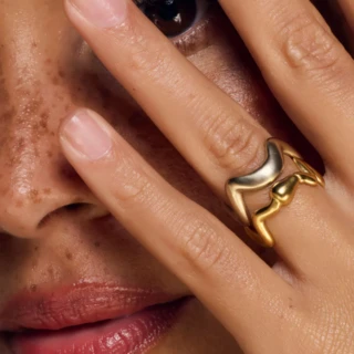 Violaine-Muras-Snake-ring-yellow-gold