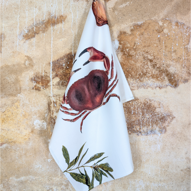 varek.illustrations - Torchon 100% coton : Le Tourteau au Court Bouillon