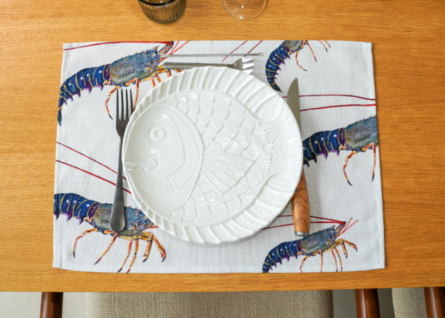 Set de table en coton enduit : Langouste par la marque Varek Illustrations Varek Illustrations - Set de table en coton enduit : Langouste
