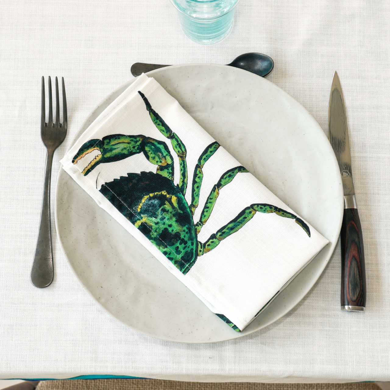 49 efc051dc c3d8 4525 9121 896c2ba3a51d varek.illustrations - Serviette de table en coton : Crabe Vert
