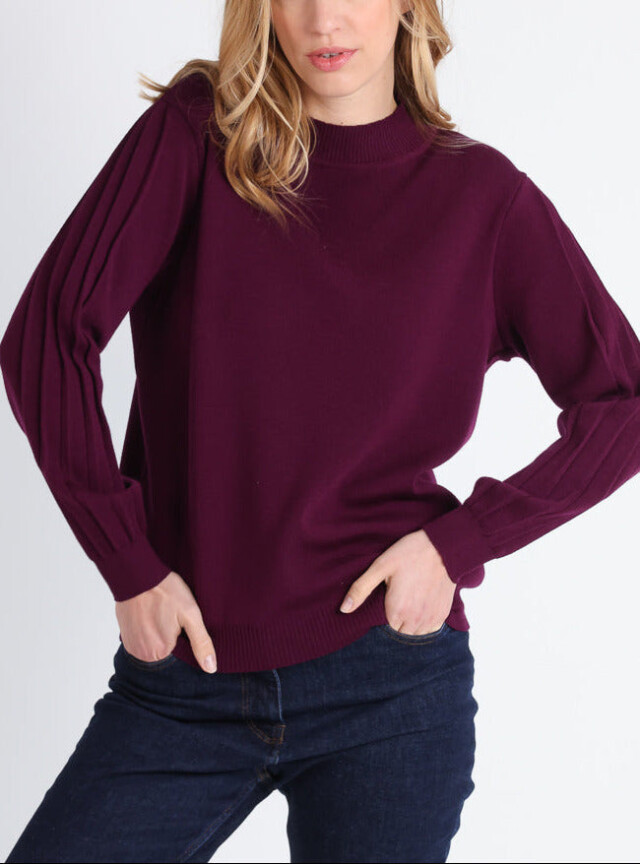 Pull femme en laine mérinos manches fantaisies Violet nuit par la marque MAISON SOLFIN MAISON SOLFIN - Pull femme en laine mérinos manches fantaisies Violet nuit