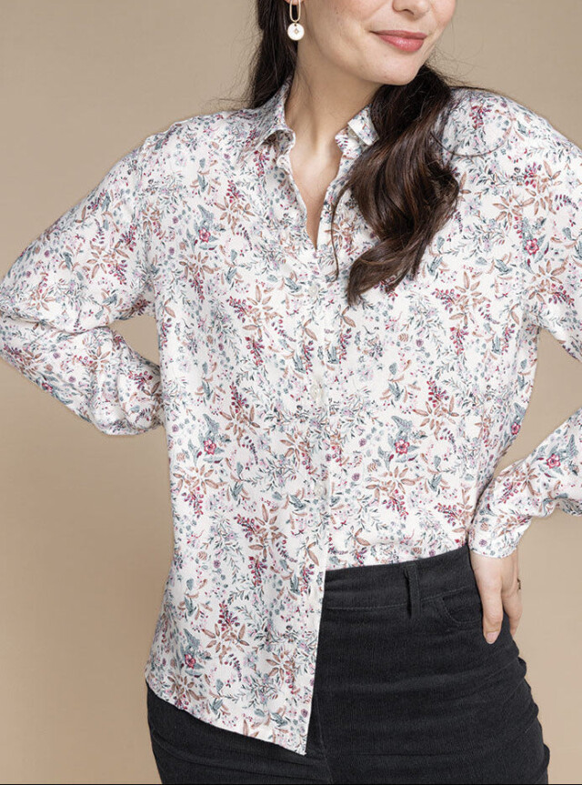 Chemise chaude femme fleurs bleues par la marque MAISON SOLFIN MAISON SOLFIN - Chemise chaude femme fleurs bleues