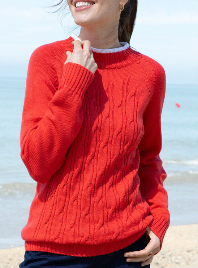 Pull femme en laine mérinos rouge doux par la marque MAISON SOLFIN MAISON SOLFIN - Pull femme en laine mérinos rouge doux