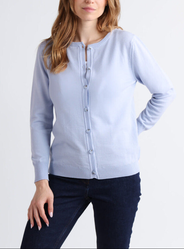 Cardigan femme en laine mérinos bleu ciel par la marque MAISON SOLFIN MAISON SOLFIN - Cardigan femme en laine mérinos bleu ciel