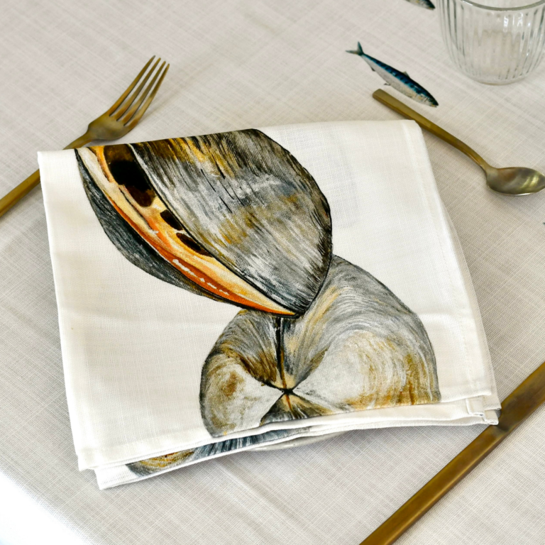 varek.illustrations - Serviette de table en coton : Palourde