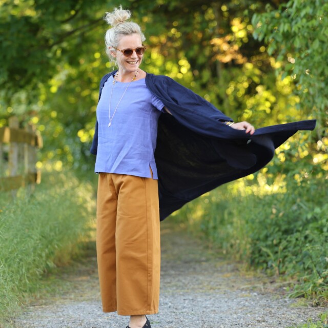 Quintessence - Blouse Emeline en lin bleu lavande – 3XL