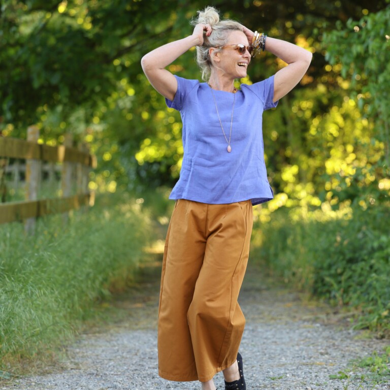 Quintessence - Blouse Emeline en lin bleu lavande – 3XL
