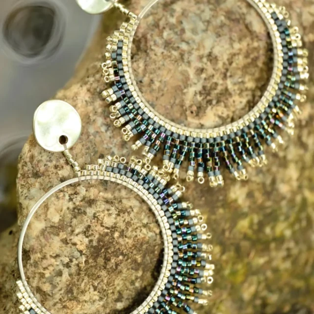 valdyria.com - Boucles D’oreilles Pendantes Artemesia Lunaris