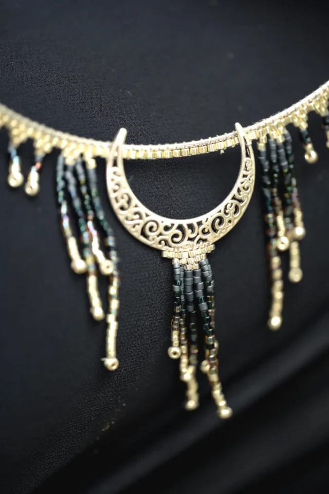 valdyria.com - Collier Majestueux Artemesia Lunaris