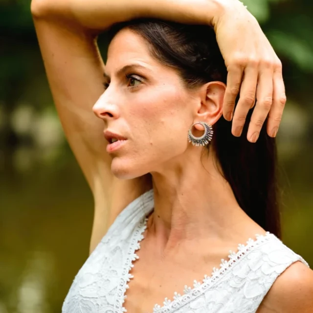 valdyria.com - Petites Boucles D’oreilles Artemesia Lunaris