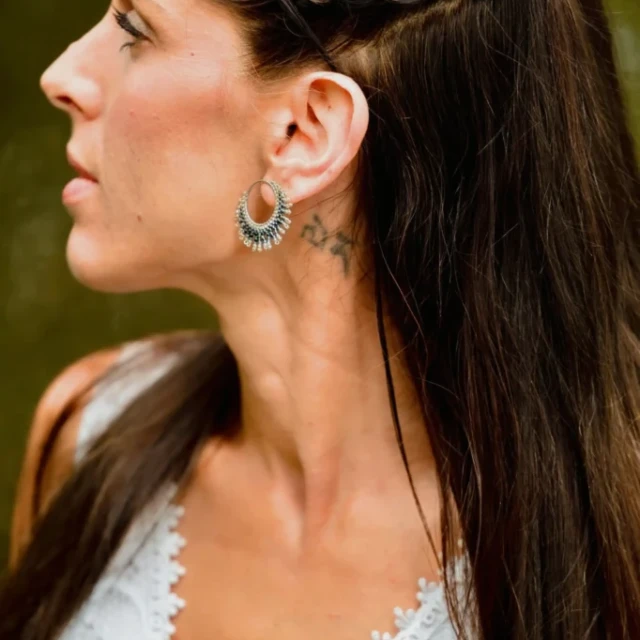 valdyria.com - Petites Boucles D’oreilles Artemesia Lunaris