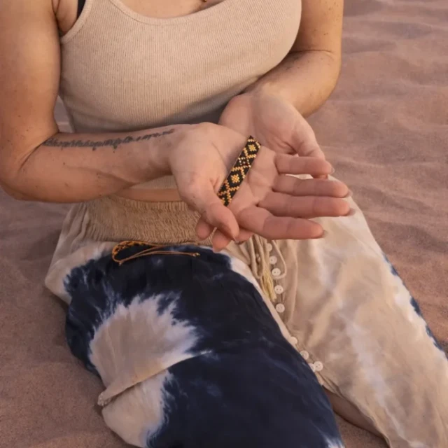 Valdyria - Bracelet Bleu Irisé Amaziga Sacra