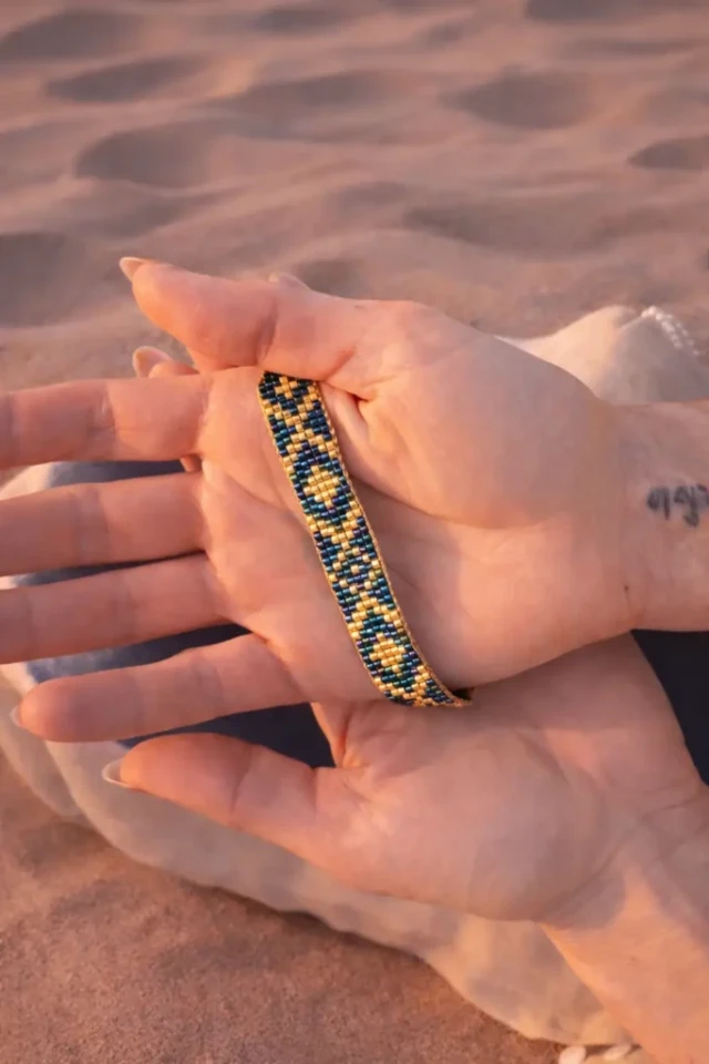 Valdyria - Bracelet Bleu Irisé Amaziga Sacra
