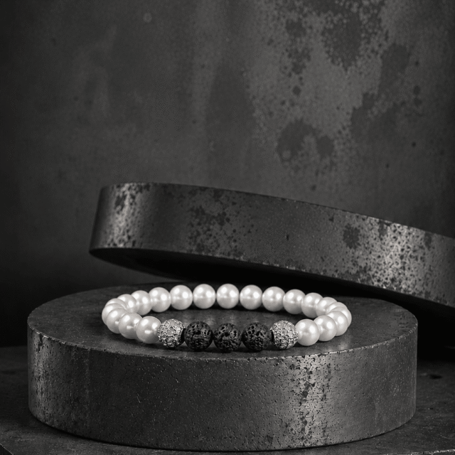 NEIJE - Bracelet Eclipse Perles d'eau douce & Pierre de Lave - Or Blanc – XL (poignet de 19 à 21 cm)