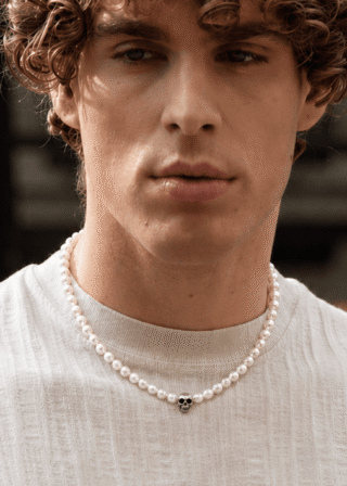 Collier Rebel Perles d’eau douce et Argent 925 par la marque NEIJE NEIJE - Collier Rebel Perles d’eau douce et Argent 925