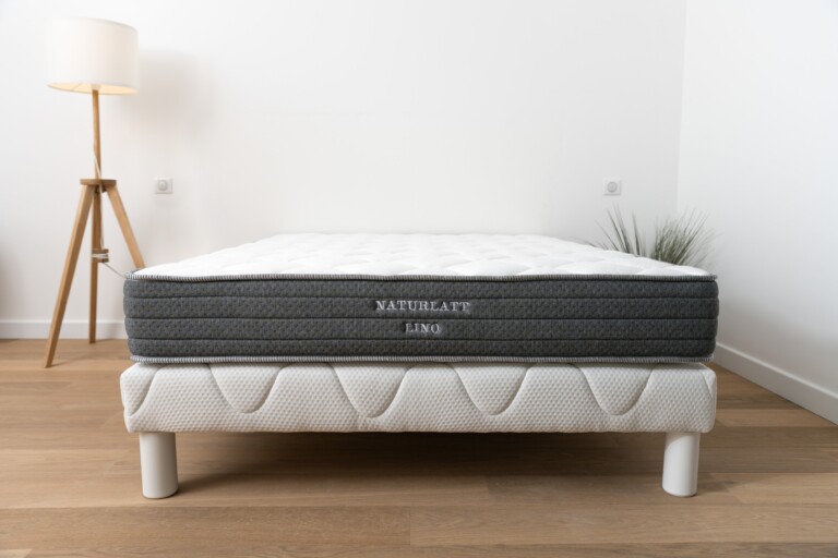 Naturlatt - Matelas Mousse Haute Résilience – 200x200cm - King Size +