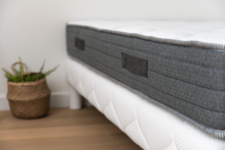 Naturlatt - Matelas Mousse Haute Résilience – 200x200cm - King Size +