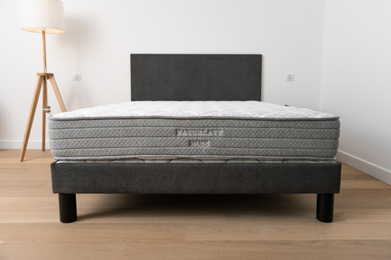Naturlatt - Matelas Mousse Haute Résilience – 200x200cm - King Size +