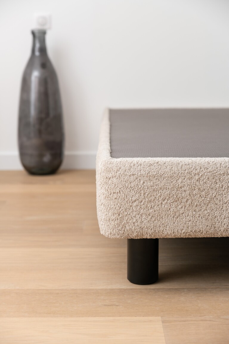 Naturlatt - Sommier tapissier Prestige - fabrication artisanale française – 2x100x200cm - King Size + / Beige pierre / Noir