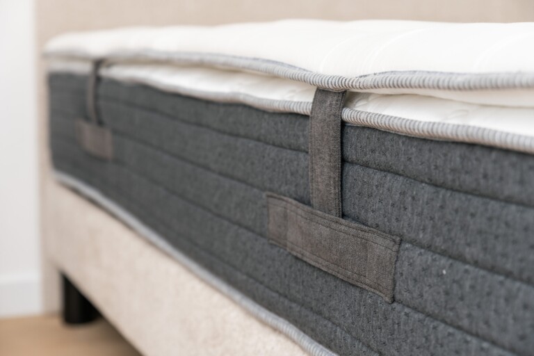 Naturlatt - Matelas Ressorts Premium Hôtellerie – 200x200cm - King Size + / Latex micro-perforé