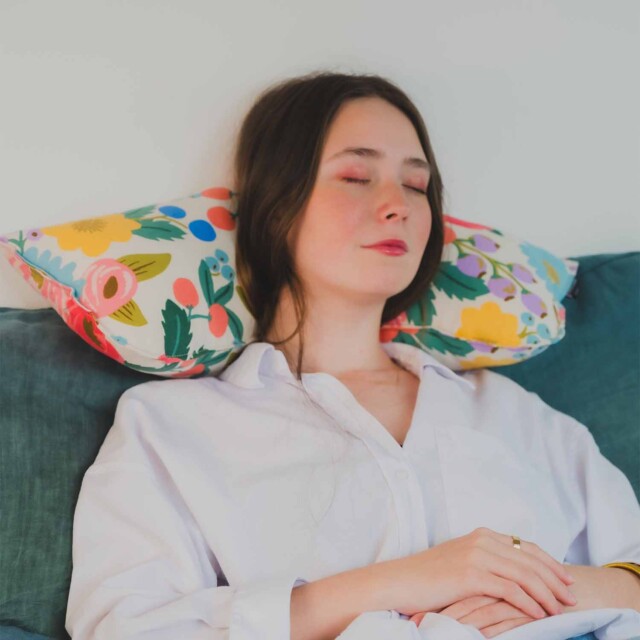 Petits Cadors - Coussin repose tête et de décoration · EPICUR Héra