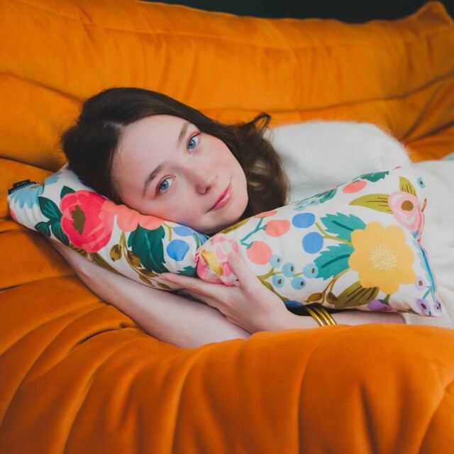 Petits Cadors - Coussin repose tête et de décoration · EPICUR Héra
