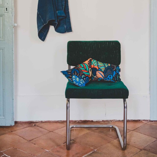 Petits Cadors - Coussin repose tête et de décoration · EPICUR Perséphone