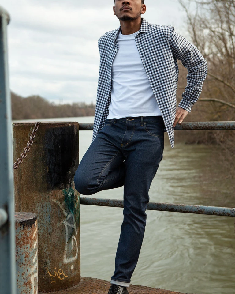 Ecclo Jean ajuste homme brut Made In France et coton bio recycle upcycle 01 face 2851x3801 685fafca 0d70 46ae b1f6 4bfb33042741 ECCLO - Jean ajusté homme – 40 / 32