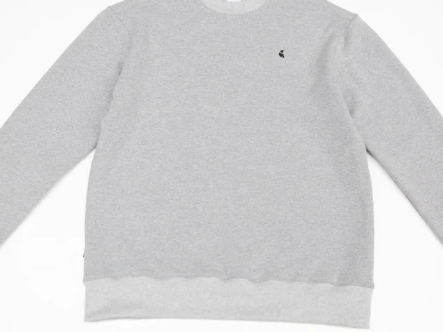 Ecclo sweat col rond homme gris Made In France et coton bio recycle upcycle 06 applat 1080x1350 f4023884 8065 4b5f b919 b227ecf3cae2 ECCLO - Sweat rond Aluminio – XL