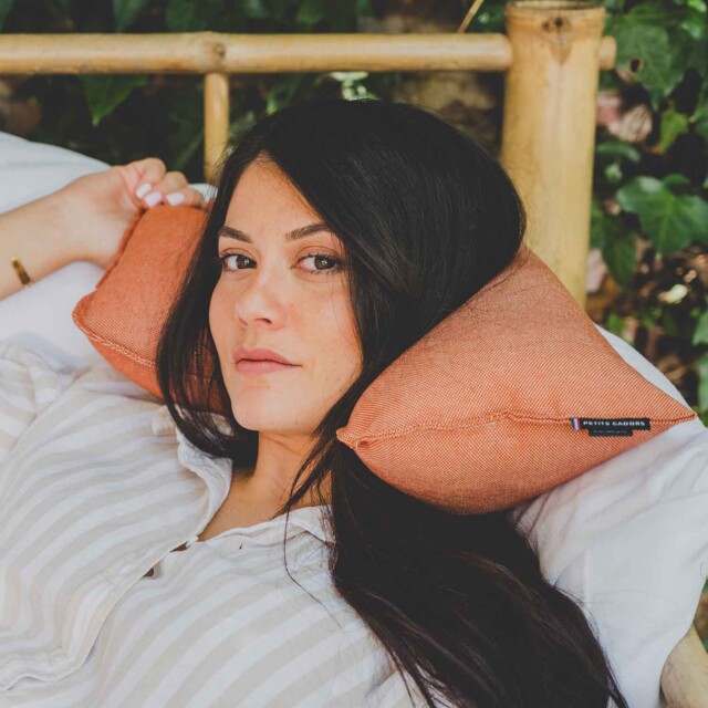 Cosy Club - Coussin d'extérieur cale nuque · EPICUR Toulouse