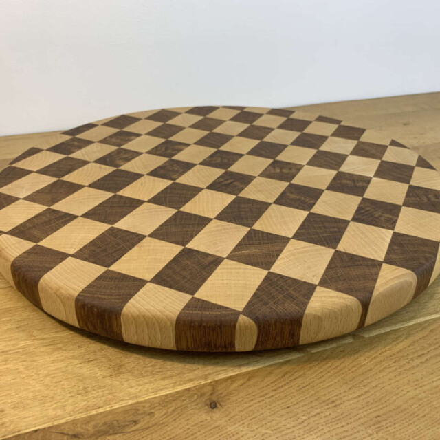 Sève et Copeaux - Planche à découper en bois de bout 38x38cm (avec pieds)