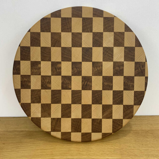 Sève et Copeaux - Planche à découper en bois de bout 38x38cm (avec pieds)
