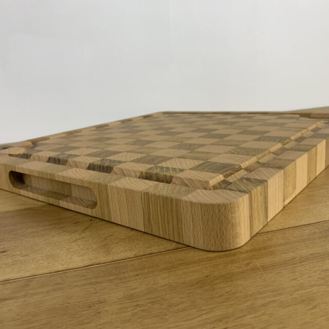 Sève et Copeaux - Planche à découper en bois de bout 42.5x39.5cm (avec rigole à jus)