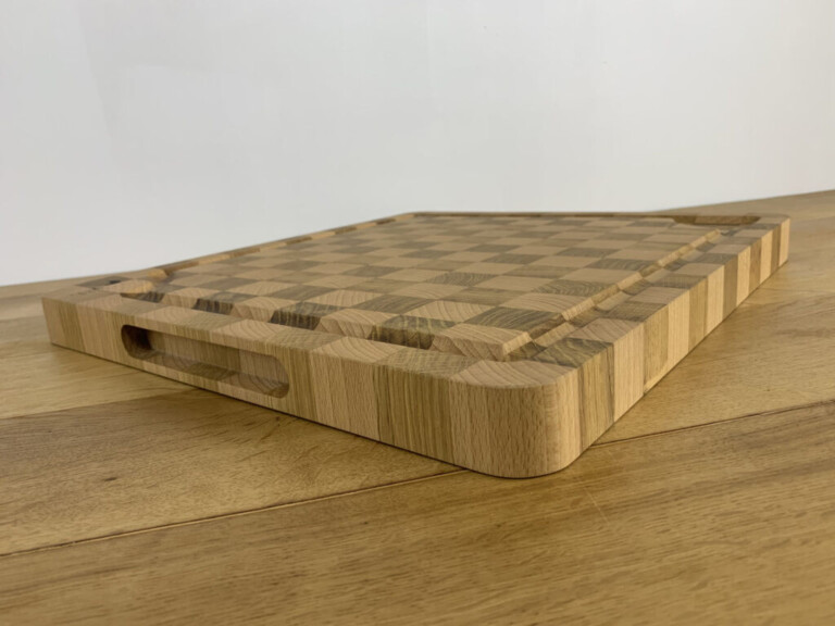 Sève et Copeaux - Planche à découper en bois de bout 42.5x39.5x3.4cm (avec rigole)