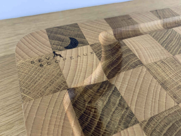 Sève et Copeaux - Planche à découper en bois de bout 42.5x39.5x3.4cm (avec rigole)
