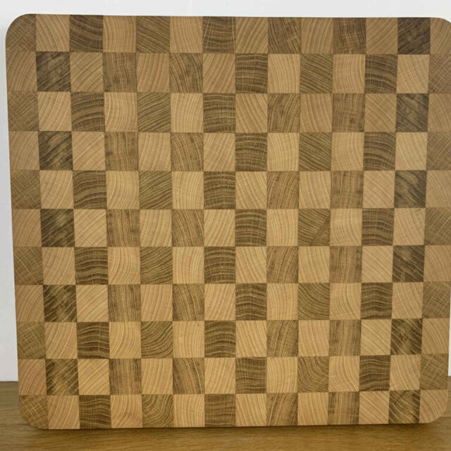 Sève et Copeaux - Planche à découper en bois de bout 42.5x39.5cm (avec rigole à jus)