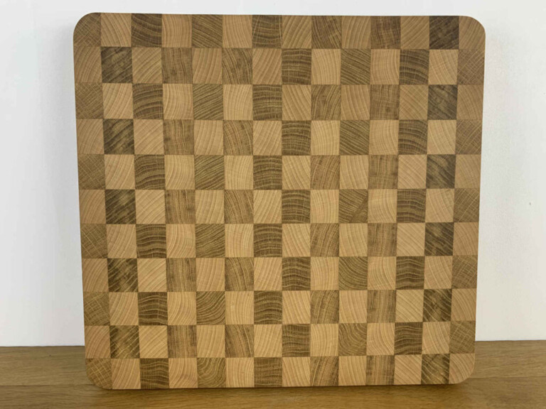 Sève et Copeaux - Planche à découper en bois de bout 42.5x39.5x3.4cm (avec rigole)