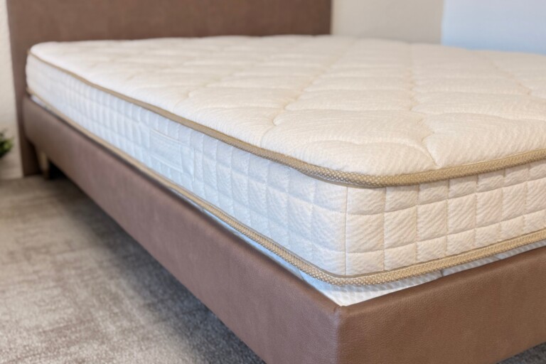 Naturlatt - Matelas Latex Naturel - Made in France - double face été/hiver – 180x200cm - King Size