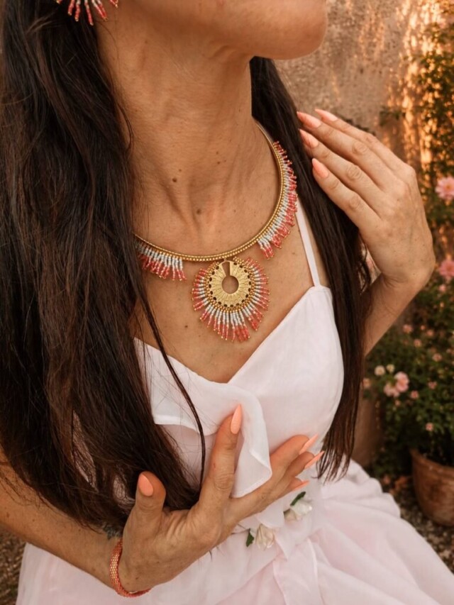 valdyria.com - Collier Majestueux Mira Aurora