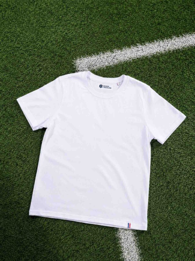 T-shirt Homme Français Brodé Équipe de France – Personnalisé Prénom par la marque Maison Tricolore Maison Tricolore - T-shirt Homme Français Brodé Équipe de France – Personnalisé Prénom